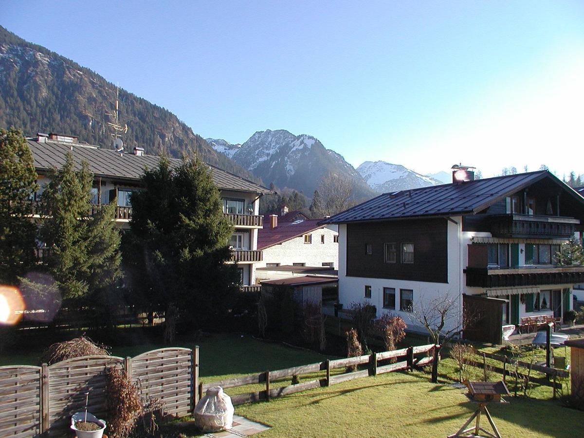 Alpenflair Ferienwohnungen Gaestehaus Tepferdt Oberstdorf Exterior photo